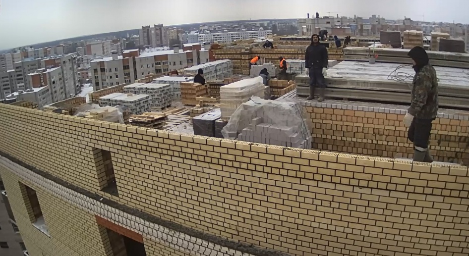 16.02.2018: Начали перекрытие технического этажа