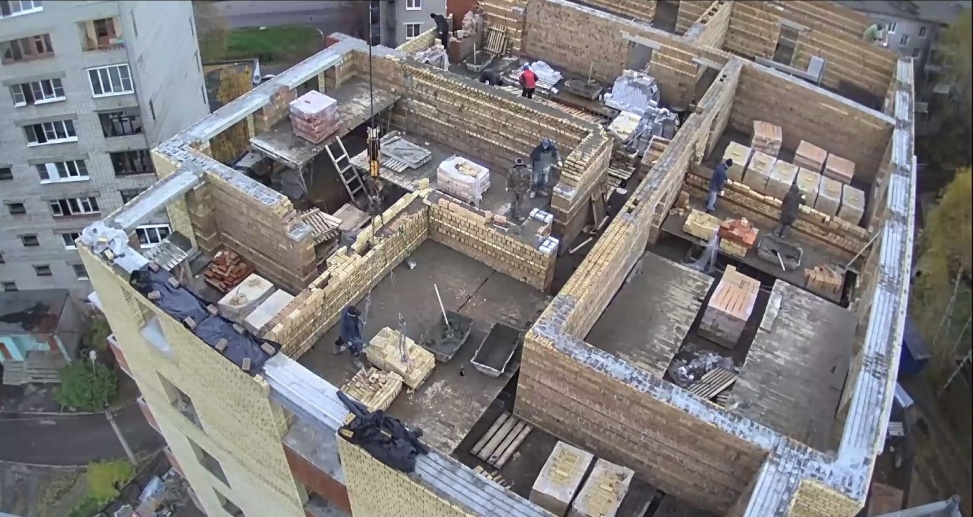 19.10.2017: Завершение работ по устройству стен 9-го этажа