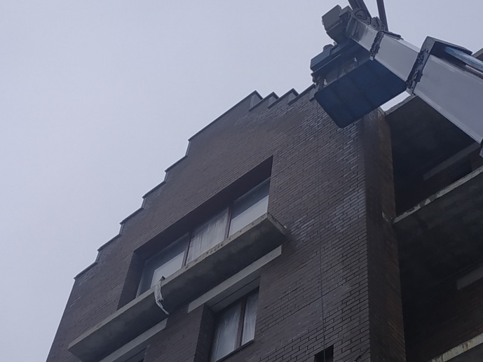 14.02.2020 г. Монтируем парапетные крышки.