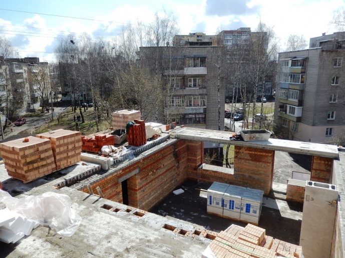 28.04.2017: Завершен монтаж вентблоков и вентканалов 3-го этажа