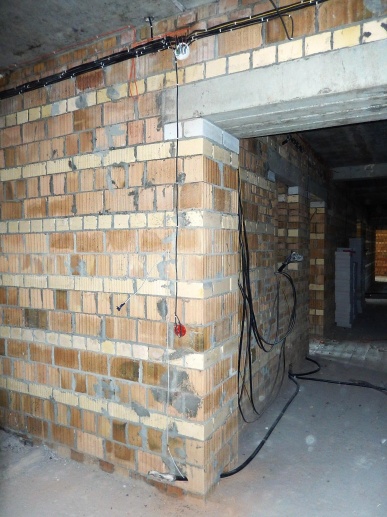 10.04.2018: Устройство вводов в квартиры интернет-, домофон и телевизионных кабелей