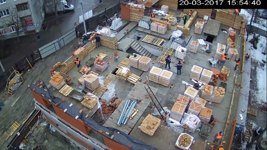 20.03.2017 Работы по возведению несущих стен 2-го этажа