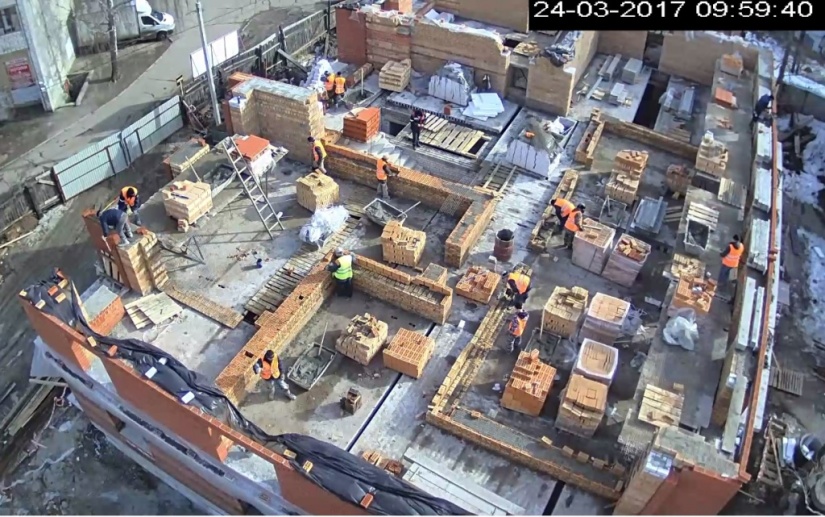 24.03.2017 Возведение внутренних несущих стен 2-го этажа