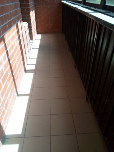 15.06.2018: Выполнены работы по укладке керамической плитки на 2-5 этажах