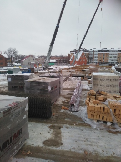 08.02.2019: Приступили к устройству  стен второго этажа 1,2-ой  секций