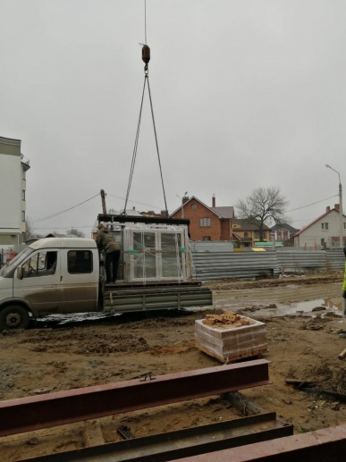 25.11.219. Ведём работы по остеклению.