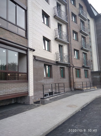 12.10.2020 Установлено ограждение входов в подвалы.